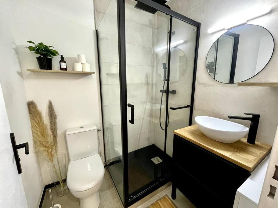 Apartament L'Instant Present - Calme & Elegant Proche Gare Roanne Zewnętrze zdjęcie
