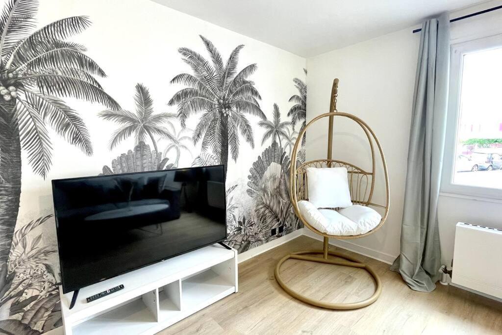 Apartament L'Instant Present - Calme & Elegant Proche Gare Roanne Zewnętrze zdjęcie